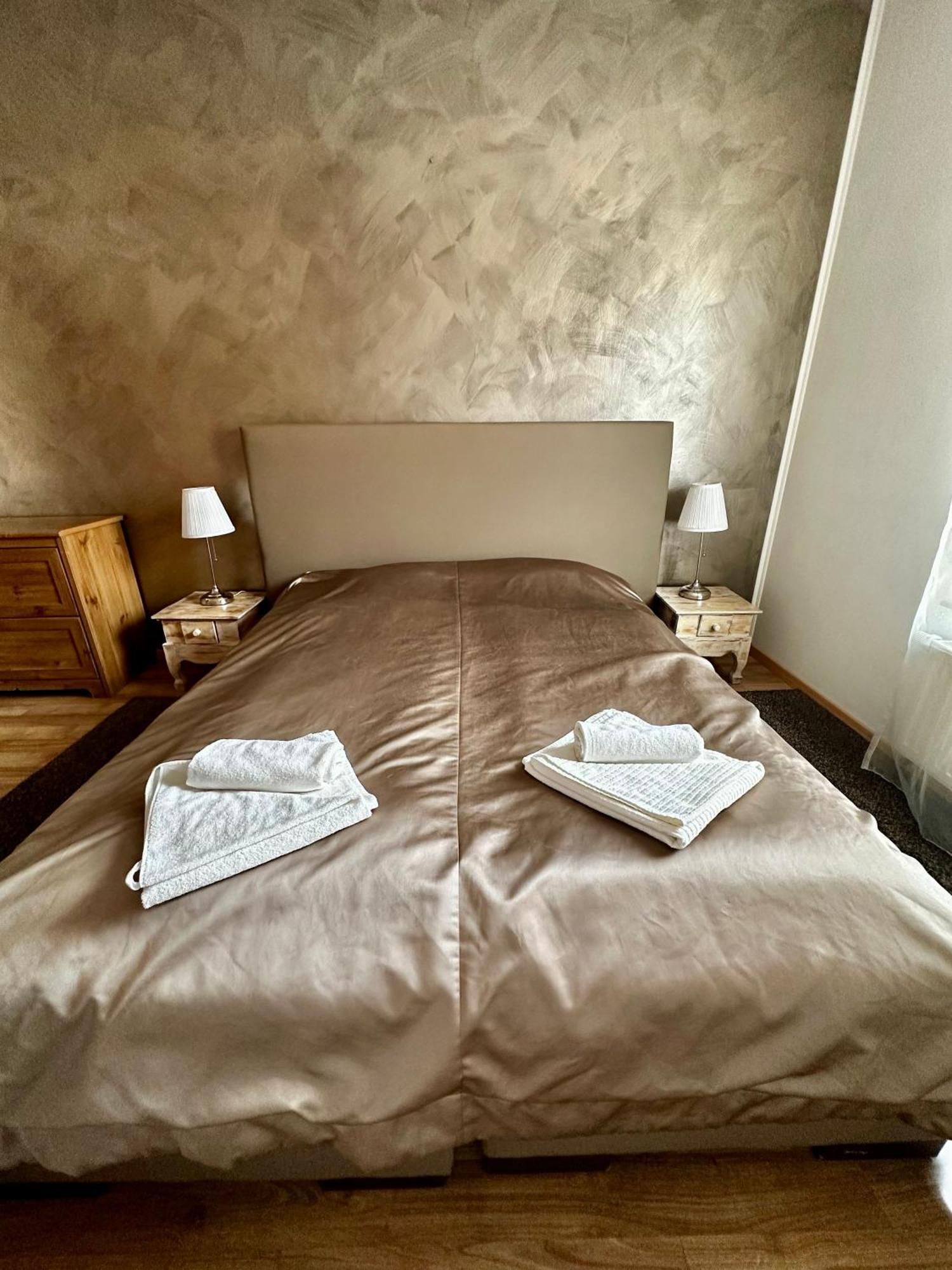 Leda Apartments Budapest Bagian luar foto