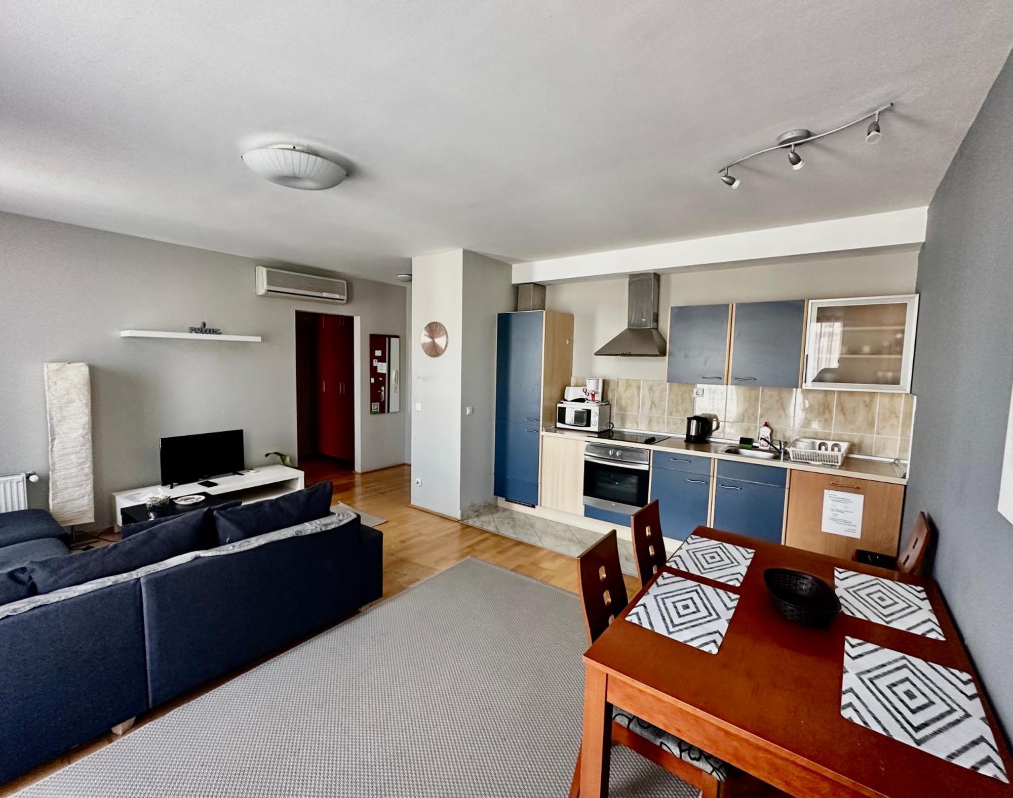 Leda Apartments Budapest Bagian luar foto
